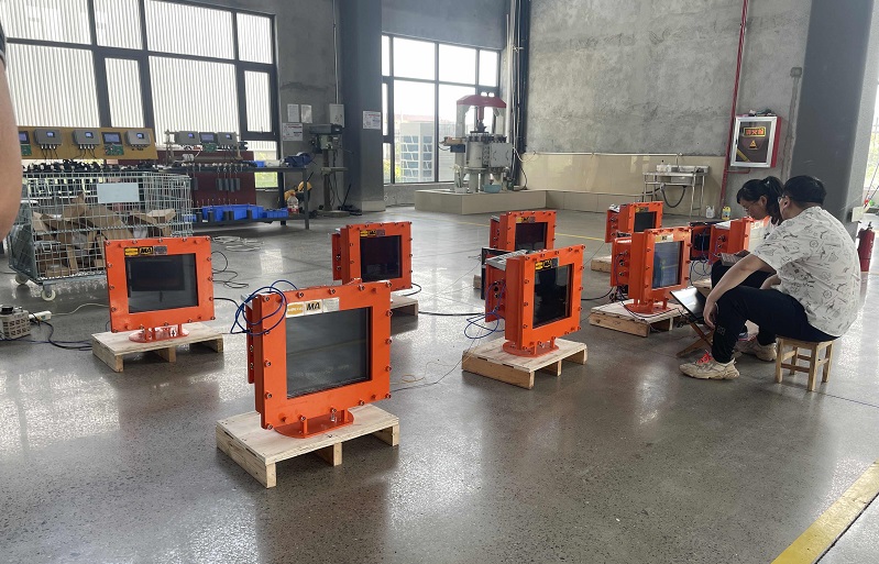 多臺防爆電腦一體機(jī)進(jìn)入調(diào)試完畢，即將在煤礦生產(chǎn)中發(fā)揮大作用！